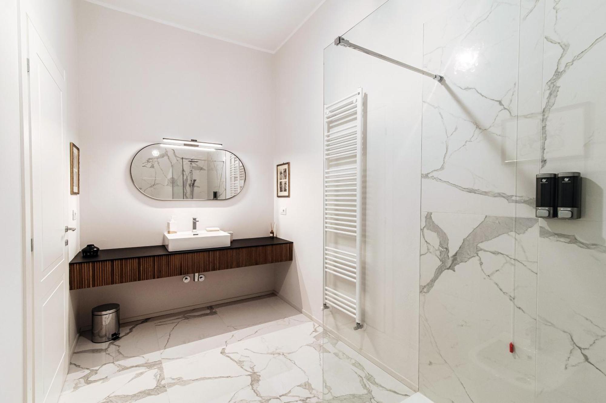 Guesthouse Lake'S Vibes - The House Of Travelers Como Exteriér fotografie