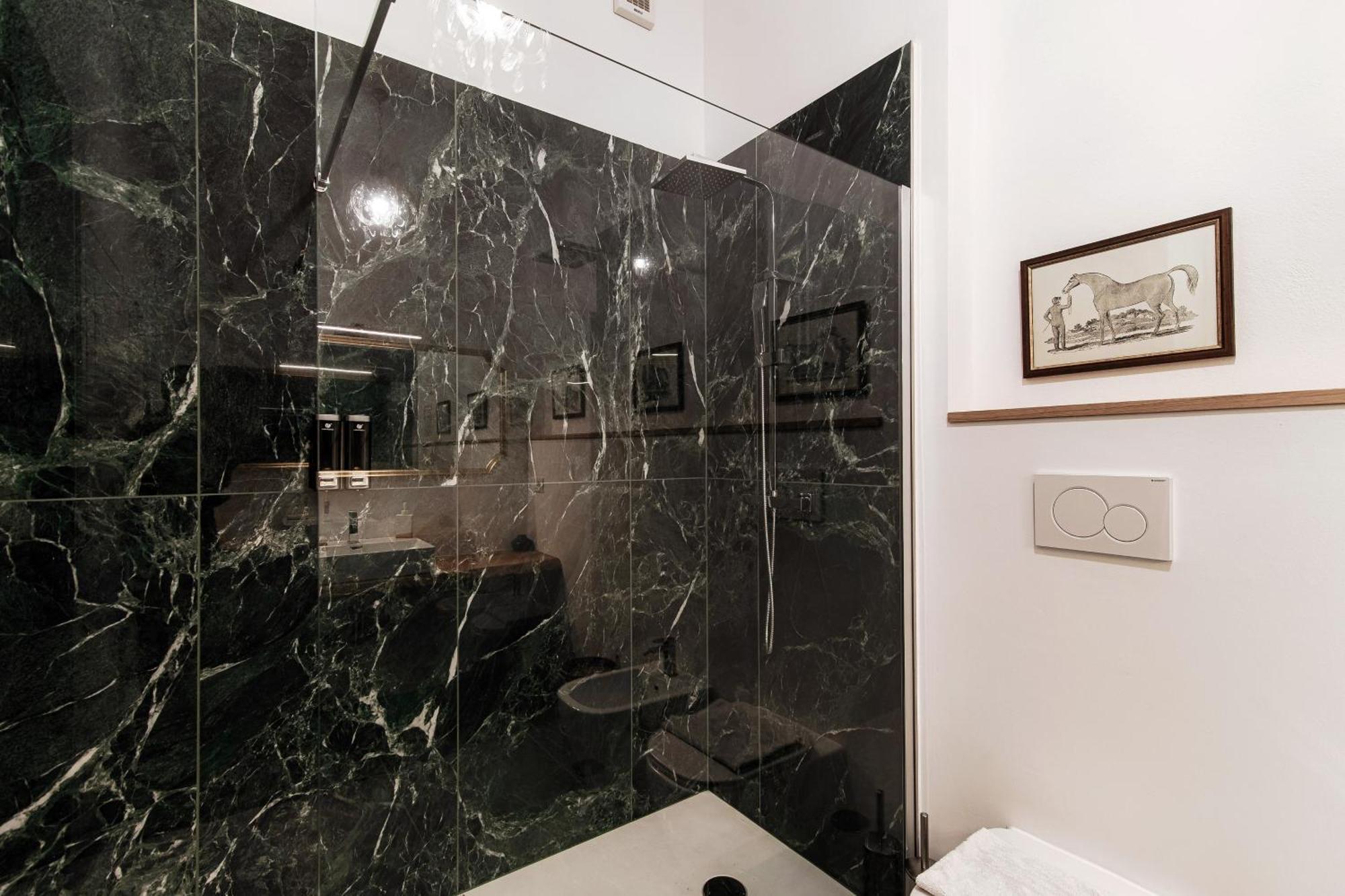 Guesthouse Lake'S Vibes - The House Of Travelers Como Exteriér fotografie